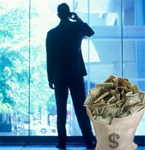 Những năm 1990, cả nước chấn động với vụ án của đại gia Phạm Huy Phước - Giám đốc Công ty Tamexco. Đại gia này đã vay hàng trăm tỷ đồng rồi "nướng" vào các sòng bài, vào việc bao gái và dùng nó để hối lộ các quan chức. Khi vụ án bị phanh phui, Phạm Huy Phước đã bị tử hình, kết thúc cuộc đời một "đại gia" đã gây thất thoát của nhà nước hàng trăm tỷ đồng. Những năm 1990, cả nước chấn động với vụ án của đại gia Phạm Huy Phước - Giám đốc Công ty Tamexco. Đại gia này đã vay hàng trăm tỷ đồng rồi "nướng" vào các sòng bài, vào việc bao gái và dùng nó để hối lộ các quan chức. Khi vụ án bị phanh phui, Phạm Huy Phước đã bị tử hình, kết thúc cuộc đời một "đại gia" đã gây thất thoát của nhà nước hàng trăm tỷ đồng.