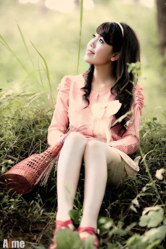 Hiện nay Nhung giành nhiều tâm huyết cho việc học tập để theo đuổi ước mơ trở thành một y sĩ đa khoa giỏi