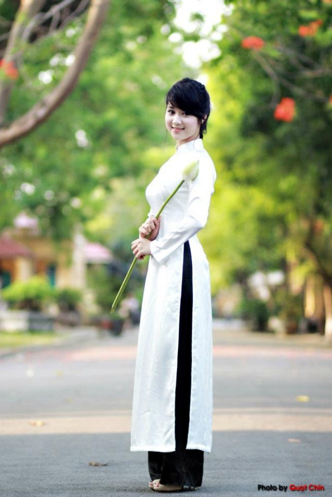 Không những xinh xắn, đáng yêu mà Thanh Huyền còn có thành tích học tập khá nể, 12 năm liền đạt học sinh giỏi, cô bạn luôn đề cao việc học, chính vì vậy việc học khiến Huyền khá căng thẳng nhưng bù lại những hoạt động ngoại khóa ở trường giúp Huyền giảm bớt áp lực rất nhiều Không những xinh xắn, đáng yêu mà Thanh Huyền còn có thành tích học tập khá nể, 12 năm liền đạt học sinh giỏi, cô bạn luôn đề cao việc học, chính vì vậy việc học khiến Huyền khá căng thẳng nhưng bù lại những hoạt động ngoại khóa ở trường giúp Huyền giảm bớt áp lực rất nhiều