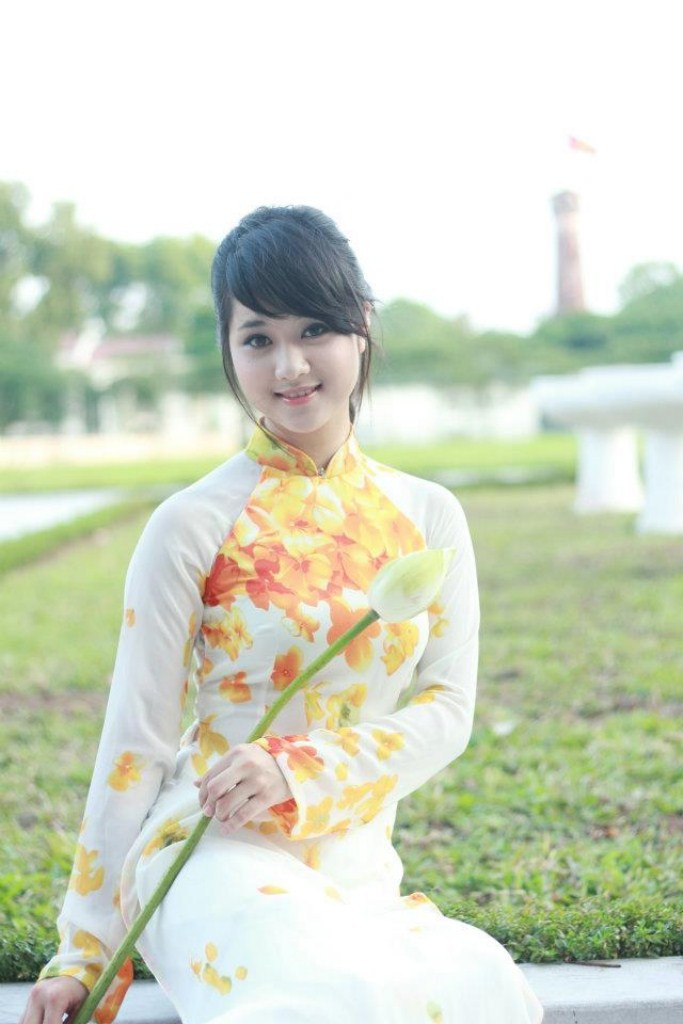 Thanh Huyền có sở thích múa, hát, chụp ảnh, đi dã ngoại cùng gia đình và bạn bè để được biết thêm nhiều điều hay và cũng là để xả stress khi học tập căng thẳng Thanh Huyền có sở thích múa, hát, chụp ảnh, đi dã ngoại cùng gia đình và bạn bè để được biết thêm nhiều điều hay và cũng là để xả stress khi học tập căng thẳng