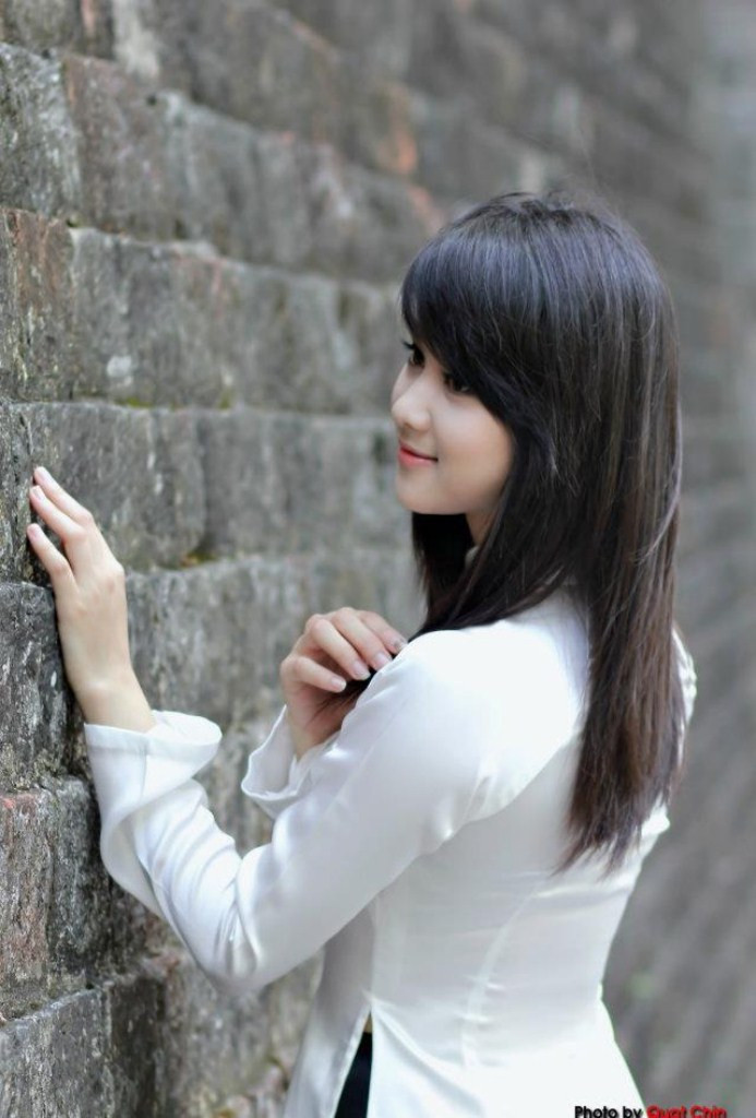 Thanh Huyền quan niệm một người phụ nữ đẹp không nhất thiết phải được khẳng định qua các cuộc thi sắc đẹp, mà vẻ đẹp đó được thể hiện bởi chính con người họ, bởi vẻ đẹp tự nhiên đáng quý mà người khác sẽ nhận ra..." Thanh Huyền quan niệm một người phụ nữ đẹp không nhất thiết phải được khẳng định qua các cuộc thi sắc đẹp, mà vẻ đẹp đó được thể hiện bởi chính con người họ, bởi vẻ đẹp tự nhiên đáng quý mà người khác sẽ nhận ra..."