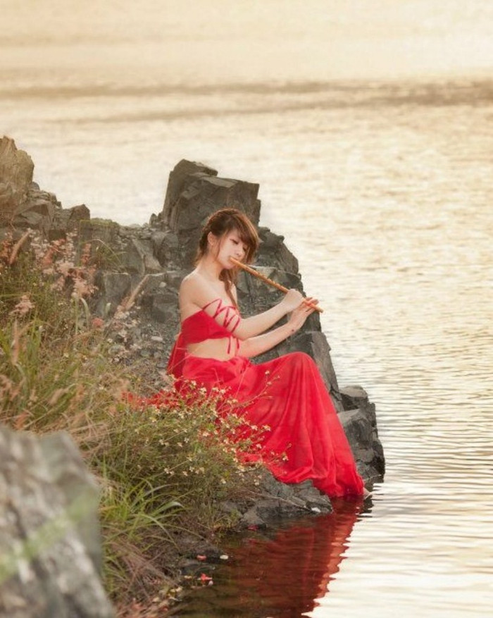 Nhìn những shoot hình này có mấy ai không khỏi ngạc nhiên rằng đây là người thật hay có phải một nàng Tiên? Xem thêm: "Mỹ nữ Trời ban" (P3): Vẻ đẹp Kim Tae Hee phải cúi đầu "chào thua" Nhìn những shoot hình này có mấy ai không khỏi ngạc nhiên rằng đây là người thật hay có phải một nàng Tiên? Xem thêm: "Mỹ nữ Trời ban" (P3): Vẻ đẹp Kim Tae Hee phải cúi đầu "chào thua"