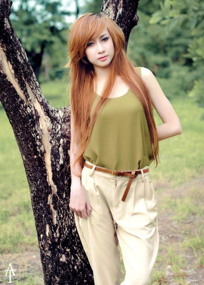 Trẻ trung, phong cách trong bộ áo xì tin, năng động. Xem thêm: Bí quyết "eo thon thả, dáng ngọc ngà" của 10 đại mỹ nhân Trung Hoa Trẻ trung, phong cách trong bộ áo xì tin, năng động. Xem thêm: Bí quyết "eo thon thả, dáng ngọc ngà" của 10 đại mỹ nhân Trung Hoa