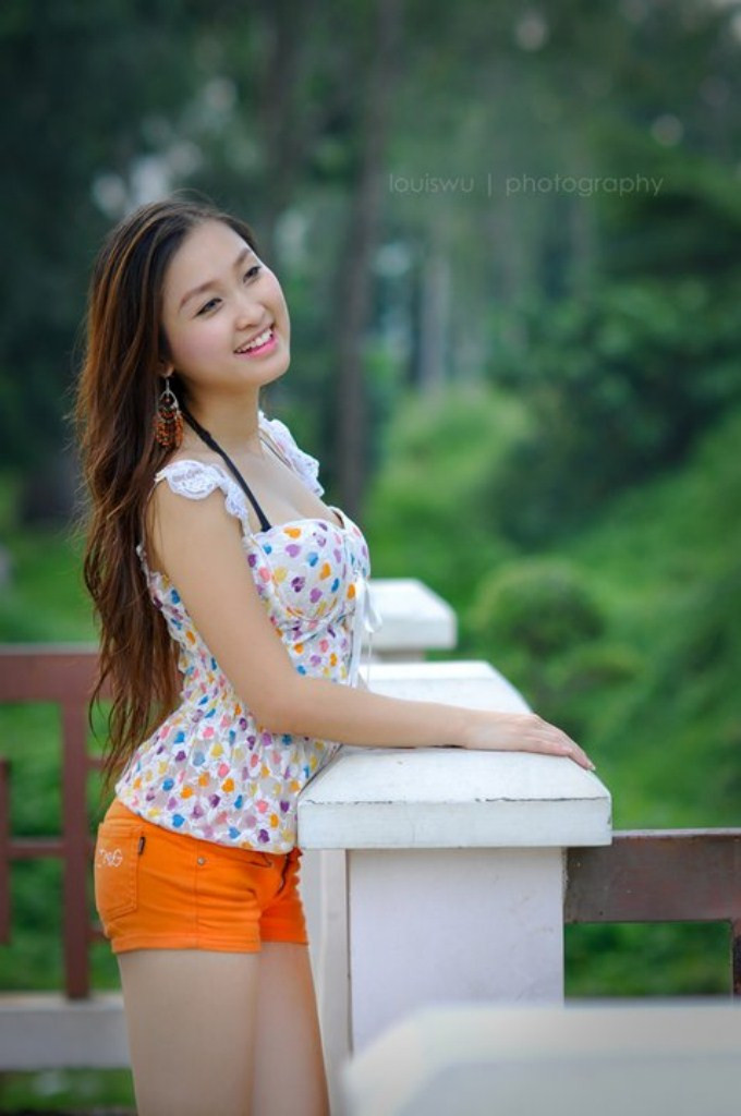 Xem thêm: Cơn sốt 'thiên sứ 9X': Đẹp như mỹ nhân cổ trang Trung Hoa Xem thêm: Cơn sốt 'thiên sứ 9X': Đẹp như mỹ nhân cổ trang Trung Hoa