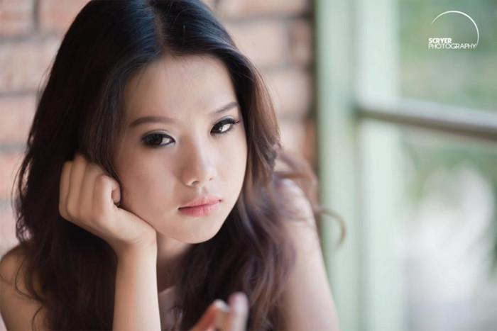 Nét buồn...chút buồn thiếu nữ... Xem thêm: Cơn sốt ''thiên sứ 9X'': Bản sao của Linh Nga? Nét buồn...chút buồn thiếu nữ... Xem thêm: Cơn sốt ''thiên sứ 9X'': Bản sao của Linh Nga?