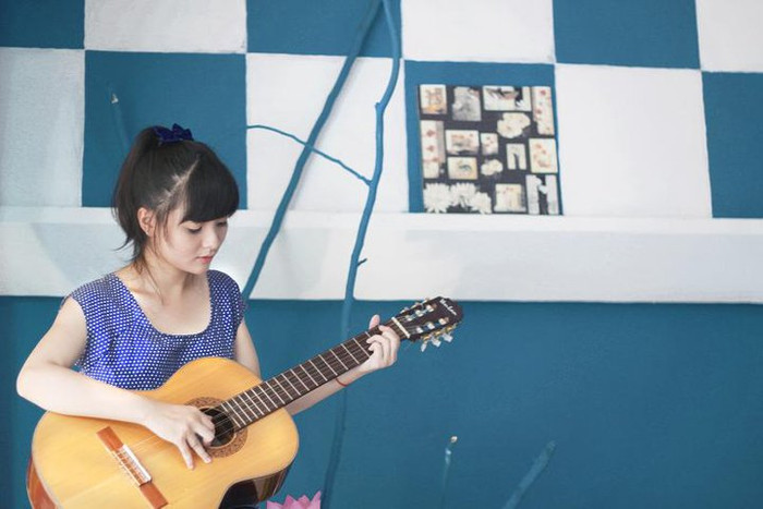 Thu Trang rất đam mê âm nhạc. Cô bé có chất giọng khá tốt. Thu Trang rất đam mê âm nhạc. Cô bé có chất giọng khá tốt.