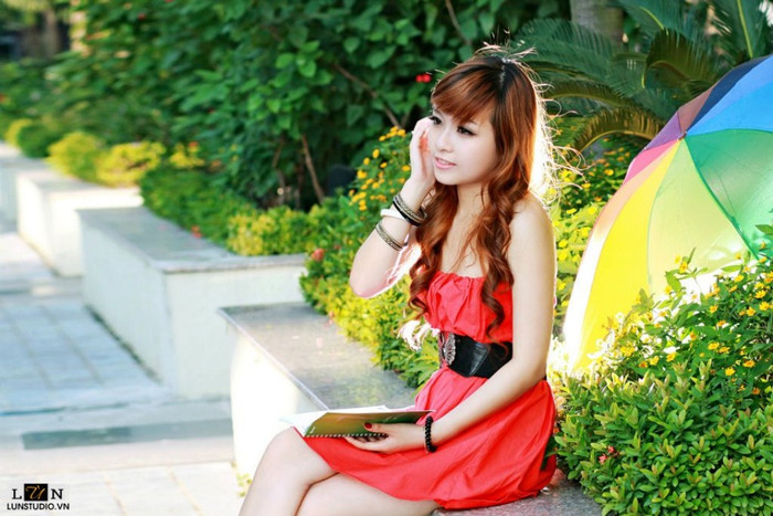 Phạm Minh Trang sinh năm 1990, hiện đang học Khoa kế toán Trường Đại học Thăng Long Hà Nội