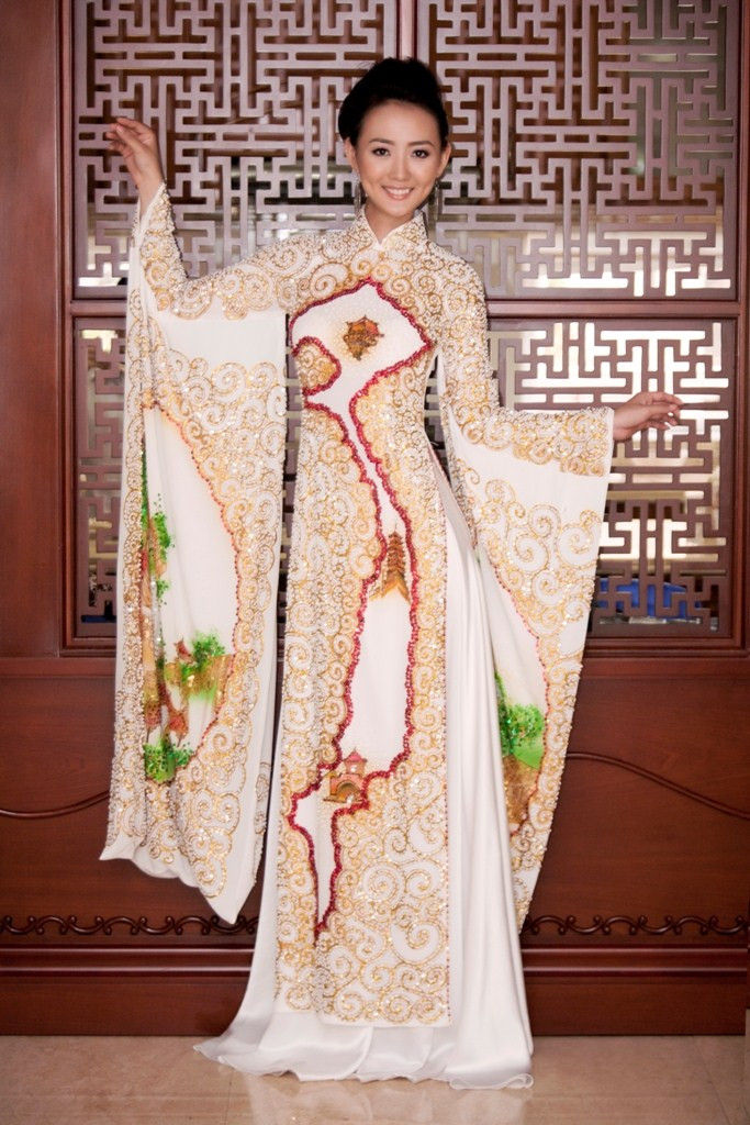 Sau khi đăng quang danh hiệu Á khôi 1, Thu Thảo thường xuyên tham gia các hoạt động từ thiện. Ngoài ra, Thu Thảo còn là gương mặt đại diện của CLB Giao lưu Văn hóa Doanh Nhân Quốc Tế của Unesco và làm hình ảnh đại diện cho các thương hiệu, sản phẩm nổi tiếng bên cạnh lĩnh vực phim truyền hình Sau khi đăng quang danh hiệu Á khôi 1, Thu Thảo thường xuyên tham gia các hoạt động từ thiện. Ngoài ra, Thu Thảo còn là gương mặt đại diện của CLB Giao lưu Văn hóa Doanh Nhân Quốc Tế của Unesco và làm hình ảnh đại diện cho các thương hiệu, sản phẩm nổi tiếng bên cạnh lĩnh vực phim truyền hình