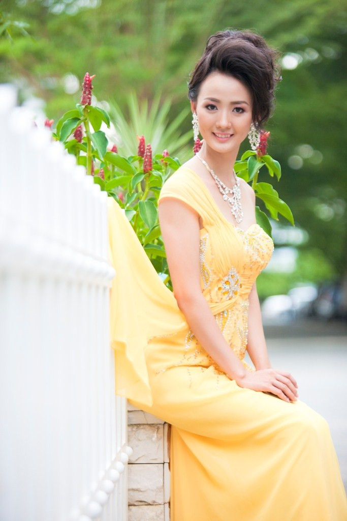 Thu Thảo dần dần khẳng định mình trên con đường nghệ thuật bằng các bước đi vững chãi như Hoa khôi thân thiện Miss Phát thanh Truyền hình 2011, Top 10 Người đẹp nhất Miss Parkson 2011... Thu Thảo dần dần khẳng định mình trên con đường nghệ thuật bằng các bước đi vững chãi như Hoa khôi thân thiện Miss Phát thanh Truyền hình 2011, Top 10 Người đẹp nhất Miss Parkson 2011...