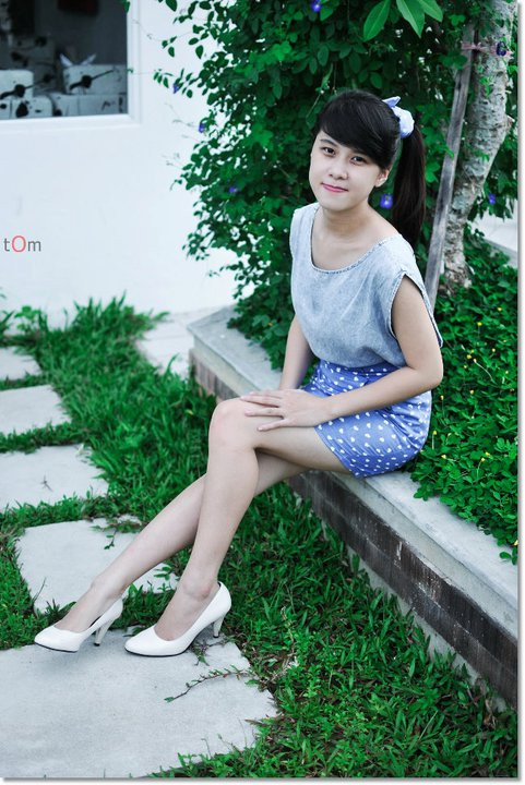 Cô nàng siêu Kute, được rất nhiều bạn trẻ mến mộ bởi tính cách hòa đồng, dễ mến, thân thiện và đặc biệt là khuôn mặt đáng yêu như một đứa trẻ