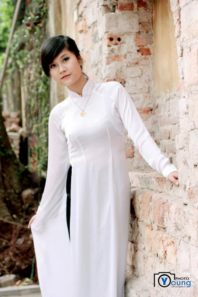 Cô bạn rất thích nghệ thuật và có năng khiếu đặc biệt về ca hát và biểu diễn múa từ nhỏ, từng đạt giải 3 nhóm nhạc học sinh sinh viên, Thủy muốn theo đuổi nghệ thuật như một niềm đam mê thực sự, và đang cố gắng để thực hiện điều đó