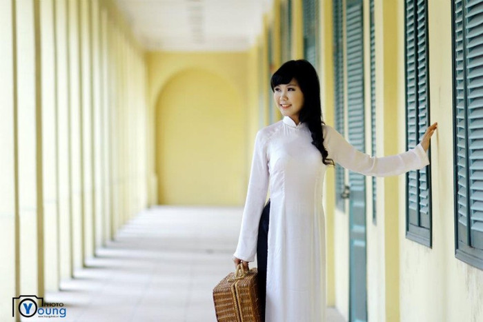 Trở về sau top 15 cuộc thi DDHT Linh chia sẻ "Cuộc thi cho em cơ hội gặp gỡ, giao lưu với nhiều bạn, giúp em rèn luyện bản thân mình để trở nên tự tin hơn, bản lĩnh, năng động hơn. Em học hỏi được rất nhiều bài học kinh nghiệm, về lĩnh vực sân khấu, trong cuộc sống hàng ngày...", và có lẽ chính vì đúc rút được những điều quý báu đó đã giúp Linh giành ngôi vị cao nhất - Nữ Vương Nét Đẹp Tràng An cấp năm 2012 Trở về sau top 15 cuộc thi DDHT Linh chia sẻ "Cuộc thi cho em cơ hội gặp gỡ, giao lưu với nhiều bạn, giúp em rèn luyện bản thân mình để trở nên tự tin hơn, bản lĩnh, năng động hơn. Em học hỏi được rất nhiều bài học kinh nghiệm, về lĩnh vực sân khấu, trong cuộc sống hàng ngày...", và có lẽ chính vì đúc rút được những điều quý báu đó đã giúp Linh giành ngôi vị cao nhất - Nữ Vương Nét Đẹp Tràng An cấp năm 2012