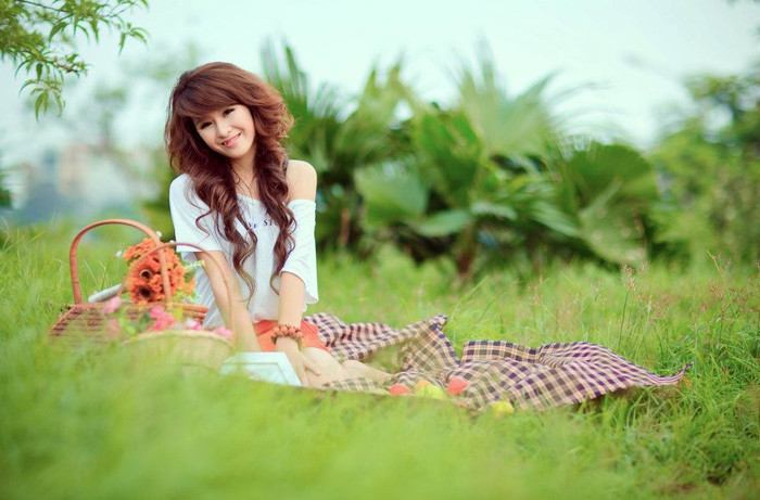 Cô gái xinh đẹp, có chất giọng trời ban này còn có niềm đam mê với lĩnh vực thời trang. Dung đang nuôi ước mơ trở thành một người mẫu chuyên nghiệp, tự tin sải bước trên sàn Catwalk. Cô gái xinh đẹp, có chất giọng trời ban này còn có niềm đam mê với lĩnh vực thời trang. Dung đang nuôi ước mơ trở thành một người mẫu chuyên nghiệp, tự tin sải bước trên sàn Catwalk.