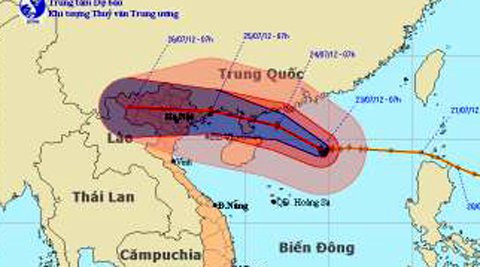 Bão số 4 sẽ đổ bộ đất liền vào rạng sáng 25/7 (Ảnh: NCHMF) Bao so 4 huong vao Quang Ninh, Hai Phong
