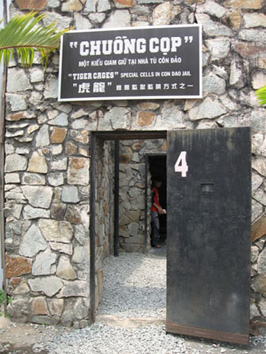 Chuồng cọp.