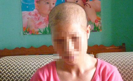 Muốn con gái lấy chồng, tiêm thuốc chữa hói thối cả thịt ảnh 2 Muốn con gái lấy chồng, tiêm thuốc chữa hói thối cả thịt ảnh 2