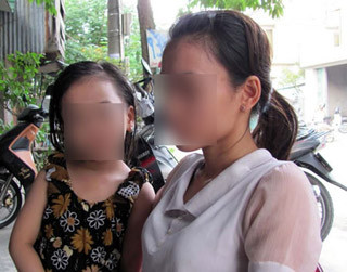 Bi to dam o voi tre em, ong gia 62 tuoi tu van