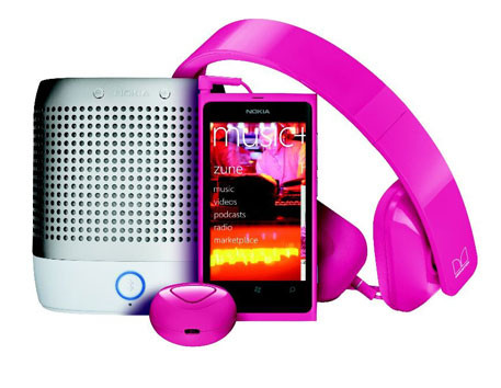 Lumia 800 phiên bản mầu hồng