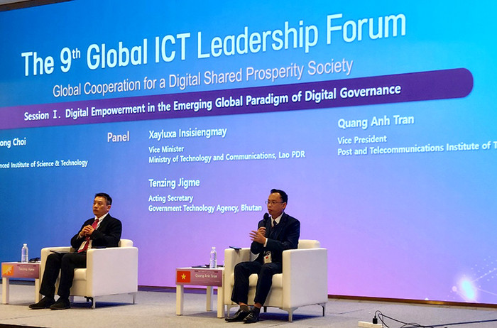 Phó Giáo sư Trần Quang Anh - Phó Giám đốc Học viện Công nghệ Bưu chính Viễn thông chia sẻ tại diễn đàn. Ảnh: portal.ptit.edu.vn