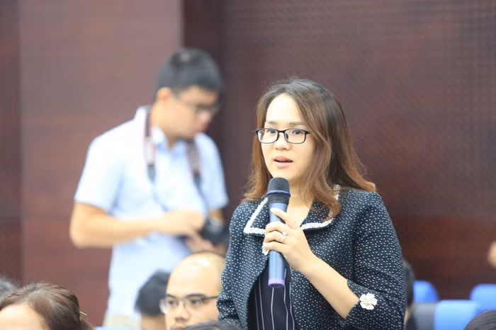 Nhiều học viên đề án 922 vẫn đang làm việc ở dạng hợp đồng khiến họ tâm tư, lo lắng. Ảnh: TT Nhiều học viên đề án 922 vẫn đang làm việc ở dạng hợp đồng khiến họ tâm tư, lo lắng. Ảnh: TT