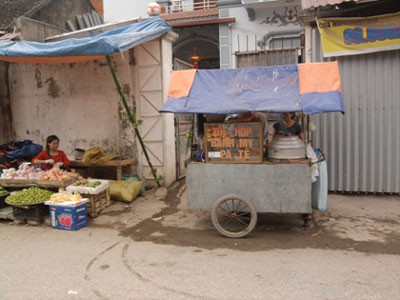 Hàng trăm công an giải cứu hai thanh niên bị đánh đập, giam giữ ảnh 1