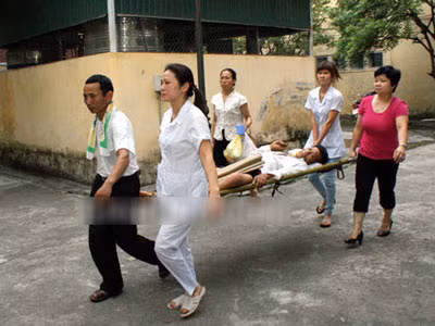 Cán bộ y bác sĩ và bệnh nhân được khẩn trương di tản để bảo đảm an toàn