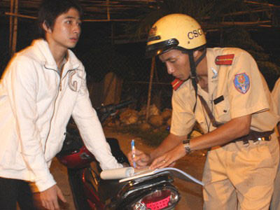 /Uploaded/thuhien/2012_06_29/20120629-084515-1-tphcm-de-nghi-keo-dai-thoi-gian-va-mo-rong-pham-vi-thi-diem.jpeg