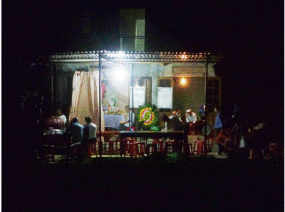 Đám tang của bà mẹ phải chết oan vì nghịch tử (ảnh Hiếu Giang) Đám tang của bà mẹ phải chết oan vì nghịch tử (ảnh Hiếu Giang)