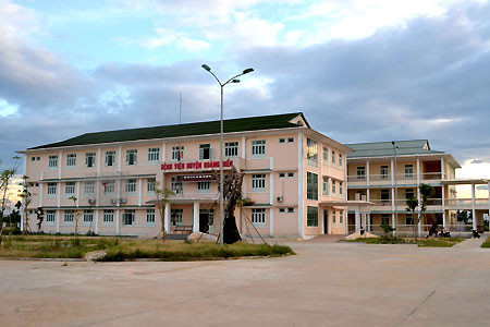 Bệnh viện huyện Quảng Điền. Benh nhan thao chay khoi vien vi tin don benh la