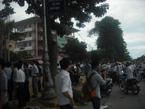 Chay cuc thue Nghe An hang chuc nguoi chay tan loan