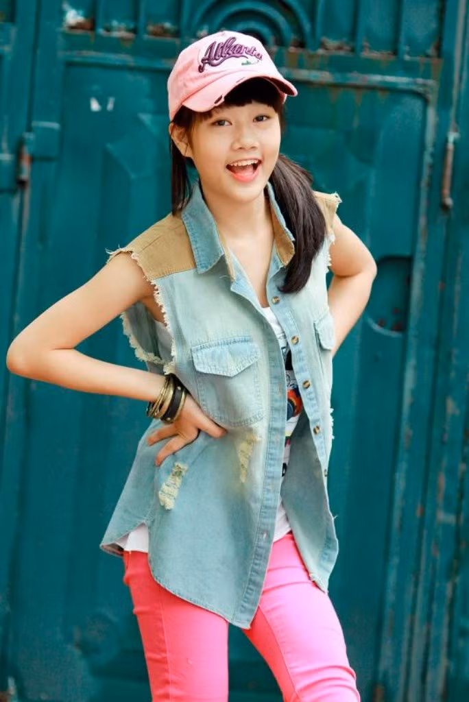 An Phương yêu thích đọc sách, đặc biệt là sách "Đắc Nhân Tâm", đó là cuốn sách mà cả mẹ và Phương đều yêu thích, cuốn sách như lời răn dạy cho con người ta về những thứ sâu xa trong cuộc sống mà đôi khi ng ta lãng quên, những tư tưởng đạo đức ẩn chứa trong đó như một triết lý cao cả.