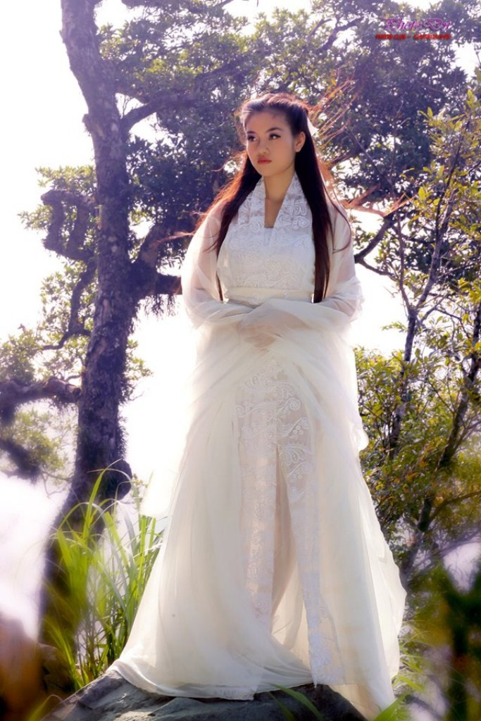 Những bức ảnh lung linh này được ekip chụp hình thực hiện tại Tam Đảo - Vĩnh Phúc, một trong những thắng cảnh nổi tiếng của Việt Nam. Xem thêm: Cơn sốt "Thiên sứ 9X": Bản sao của Tăng Thanh Hà? Những bức ảnh lung linh này được ekip chụp hình thực hiện tại Tam Đảo - Vĩnh Phúc, một trong những thắng cảnh nổi tiếng của Việt Nam. Xem thêm: Cơn sốt "Thiên sứ 9X": Bản sao của Tăng Thanh Hà?