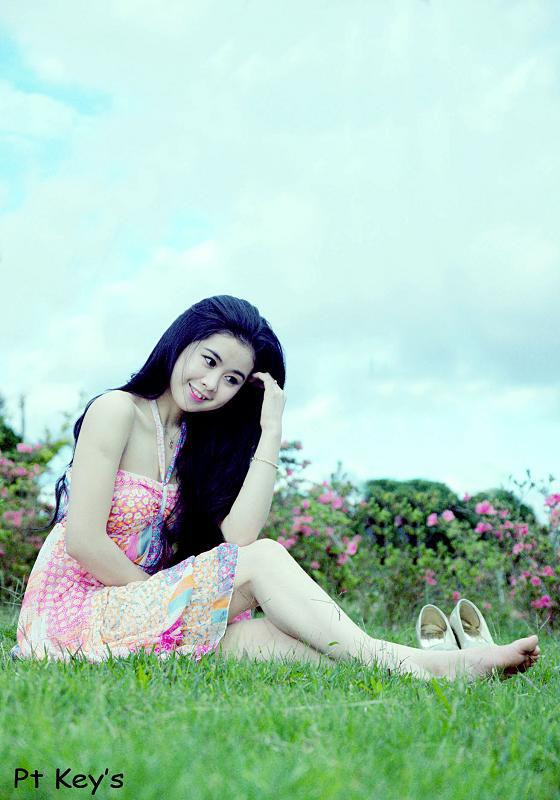 Là một gương mặt khá nổi ở trường, xinh xắn, đáng yêu, Ngọc Trúc thường xuyên tham gia các hoạt động biểu diễn văn nghệ và với vai trò là một MC duyên dáng cho các chương trình ở trường Là một gương mặt khá nổi ở trường, xinh xắn, đáng yêu, Ngọc Trúc thường xuyên tham gia các hoạt động biểu diễn văn nghệ và với vai trò là một MC duyên dáng cho các chương trình ở trường