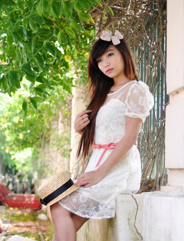 Gương mặt xinh xắn, cá tính và được thừa hưởng một nét đẹp của núi rừng Gia Lai vì vậy mà Thùy Linh không chỉ sở hữu một vóc dáng đẹp, quyến rũ mà còn là một vóc dáng thể thao khỏe khoắn, mạnh mẽ