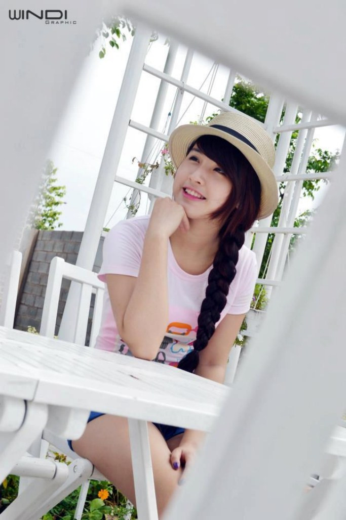 Vốn là một cô bé ít nói và có phần hơi nhút nhát nhưng chính môi trường học tập và các hoạt động xã hội đã giúp Vân tự tin hơn rất nhiều, Vân chía sẻ về cuộc thi ý nghĩa này "Đó là cơ hội để em học hỏi, giao lưu và kết bạn với nhiều người, được thể hiện mình và giúp bản thân tự tin hơn rất nhiều" Vốn là một cô bé ít nói và có phần hơi nhút nhát nhưng chính môi trường học tập và các hoạt động xã hội đã giúp Vân tự tin hơn rất nhiều, Vân chía sẻ về cuộc thi ý nghĩa này "Đó là cơ hội để em học hỏi, giao lưu và kết bạn với nhiều người, được thể hiện mình và giúp bản thân tự tin hơn rất nhiều"