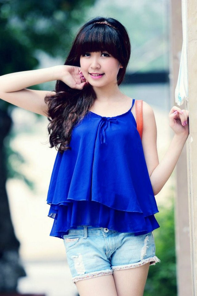 Kim Oanh có sở thích nghe nhạc,đọc sách báo, chụp ảnh, chăm sóc cún cưng và rất đam mê làm nghệ thuật từ bé, lớp 12 Kim Oanh thử sức với nghệ thuật và học tại Học viện âm nhạc Huế một thời gian Kim Oanh có sở thích nghe nhạc,đọc sách báo, chụp ảnh, chăm sóc cún cưng và rất đam mê làm nghệ thuật từ bé, lớp 12 Kim Oanh thử sức với nghệ thuật và học tại Học viện âm nhạc Huế một thời gian