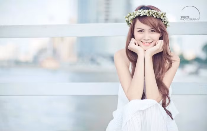 Xem thêm: Cơn sốt 'thiên sứ 9X': Cô bé răng khểnh làm say đắm lòng ai... Xem thêm: Cơn sốt 'thiên sứ 9X': Cô bé răng khểnh làm say đắm lòng ai...