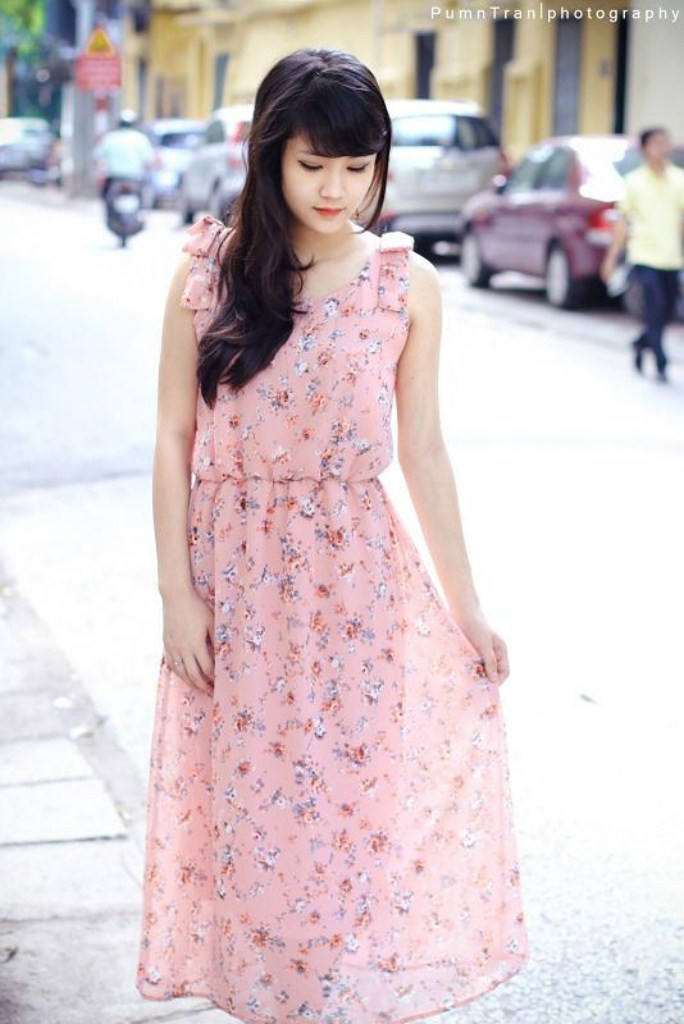 Sở hữu gương mặt xinh xắn, đáng yêu tuy nhiên Minh Phương chưa tham gia cuộc thi sắc đẹp nào, bởi theo Minh Phương cô bạn thích một cuộc sống nhẹ nhàng, bình thường và khi đã trưởng thành, chín chắn trong suy nghĩ mới nghĩ đến việc có tham gia một cuộc thi nào hay không?