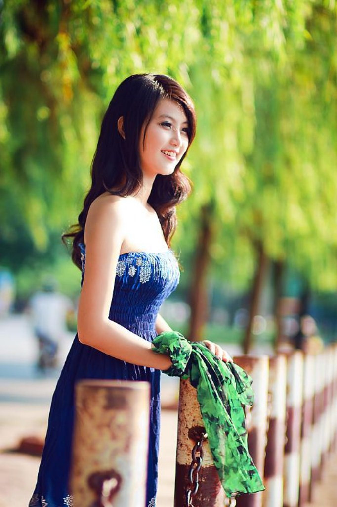 Sở hữu gương mặt xinh xắn, dễ thương, chút dịu dàng, nữ tính cùng một vóc dáng yêu kiều và một trí tuệ sắc sảo, cô bạn xinh xắn này từng tham gia cuộc thi Miss teen 2011 và để lại ấn tượng với khán giả Sở hữu gương mặt xinh xắn, dễ thương, chút dịu dàng, nữ tính cùng một vóc dáng yêu kiều và một trí tuệ sắc sảo, cô bạn xinh xắn này từng tham gia cuộc thi Miss teen 2011 và để lại ấn tượng với khán giả