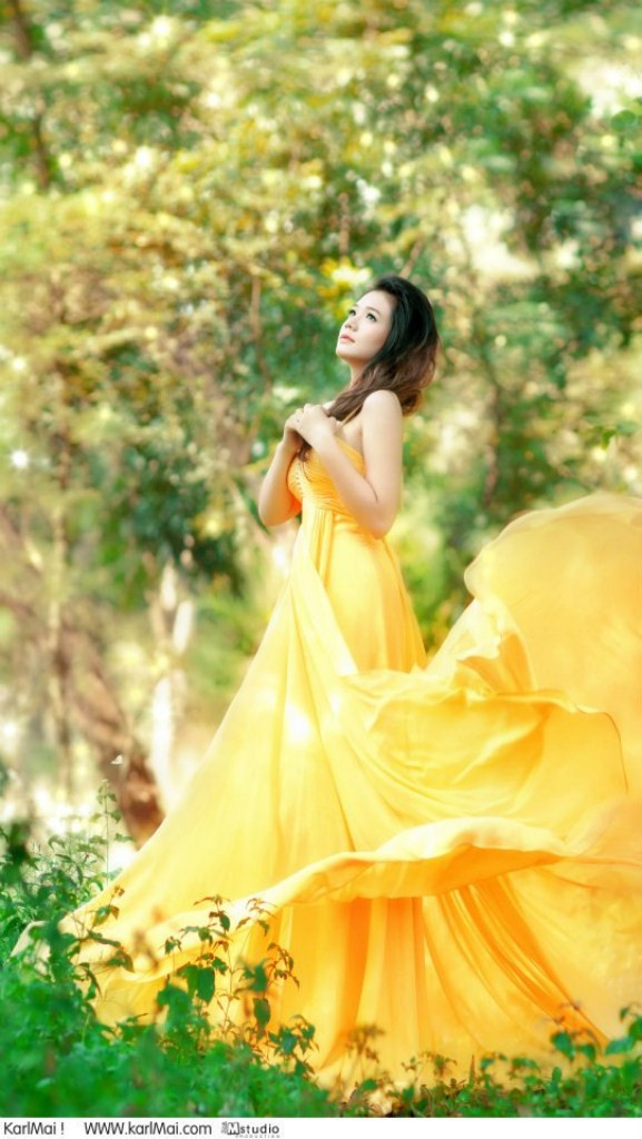 Minh Thùy đang là sinh viên trường CĐ Kinh tế Kỹ thuật TP Hồ Chí Minh. Minh Thùy đang là sinh viên trường CĐ Kinh tế Kỹ thuật TP Hồ Chí Minh.