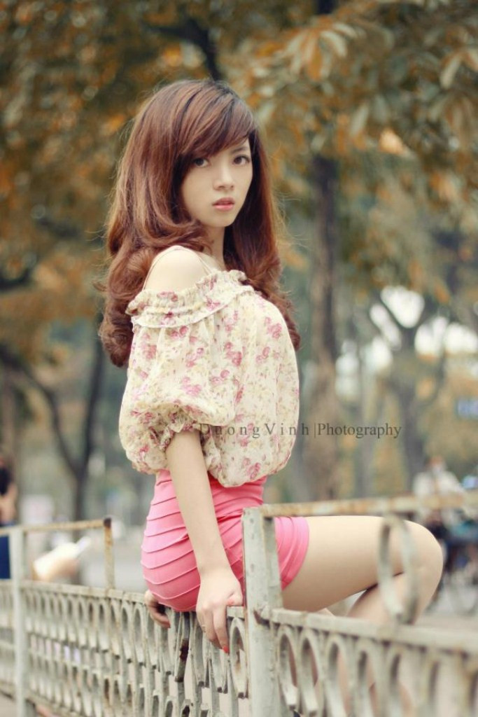 Diệu Thùy đang từng bước cố gắng trong học tập cũng như theo đuổi niềm đam mê của mình, quan trọng hơn hết vẫn là học tập thật tốt và có một cuộc sống ổn định, hạnh phúc... Diệu Thùy đang từng bước cố gắng trong học tập cũng như theo đuổi niềm đam mê của mình, quan trọng hơn hết vẫn là học tập thật tốt và có một cuộc sống ổn định, hạnh phúc...