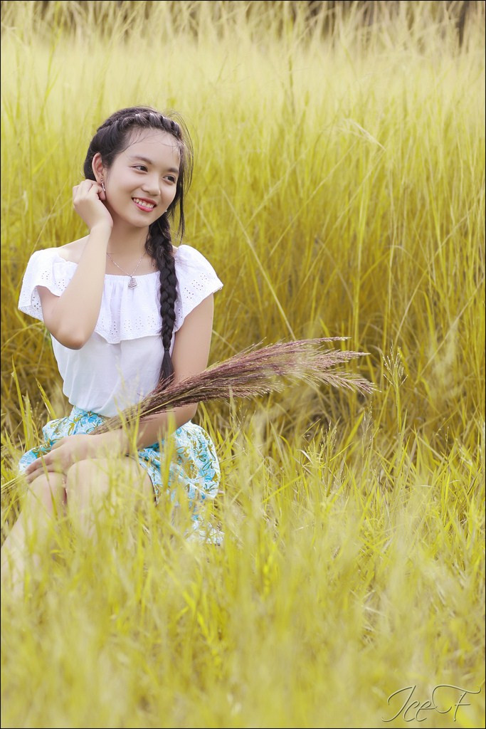 Không chỉ xinh xắn, đáng yêu, Đan Khanh còn là một học sinh gương mẫu, luôn đạt thành tích cao trong học tập, đạt danh hiệu học sinh khá giỏi nhiều năm liền Không chỉ xinh xắn, đáng yêu, Đan Khanh còn là một học sinh gương mẫu, luôn đạt thành tích cao trong học tập, đạt danh hiệu học sinh khá giỏi nhiều năm liền