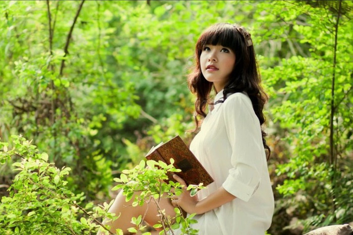 Hải Băng tham gia cuộc thi Miss tài chính - Ngân hàng của trường và đạt danh hiệu Hoa khôi sáng giá nhất bởi không chỉ vẻ đẹp về hình thức mà Hải còn có vẻ đẹp về trí tuệ, tâm hồn và đặc biệt là một trái tim thân thiện Hải Băng tham gia cuộc thi Miss tài chính - Ngân hàng của trường và đạt danh hiệu Hoa khôi sáng giá nhất bởi không chỉ vẻ đẹp về hình thức mà Hải còn có vẻ đẹp về trí tuệ, tâm hồn và đặc biệt là một trái tim thân thiện