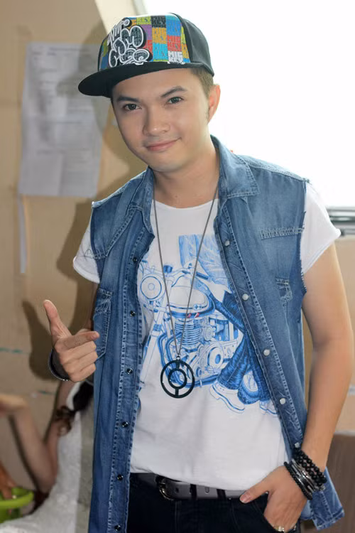 Ca sĩ Nam Cường là bạn thân của Ngô Kiến Huy.