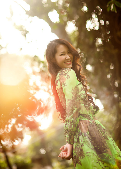 Cô cũng từng lấn sân sang lĩnh vực phim truyền hình.