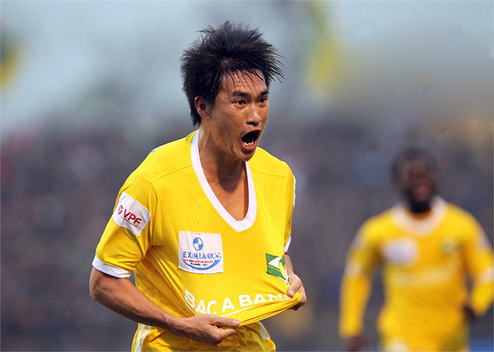 Công Vinh tỏa sáng là điều hiển nhiên! Công Vinh tỏa sáng là điều hiển nhiên!