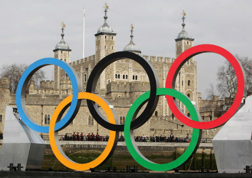 Lễ khai mạc Thế vận hội 2012 sẽ bắt đầu vào lúc 21 giờ ngày 27/7 và kết thúc vào lúc 12 giờ đêm hoặc chậm nhất là 12:30. Chương trình khai mạc Thế vận hội với kinh phí là 27 triệu bảng và được chuẩn bị trong gần hai năm do Danny Boyle - nhà sản xuất và đạo diễn phim nổi tiếng người Anh phụ trách sẽ giới thiệu với khán giả về vùng nông thôn truyền thống của Anh…