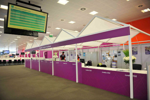 Khu vực lễ tân, giải đáp thông tin… Khu vực lễ tân, giải đáp thông tin…