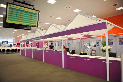 Khu vực lễ tân, giải đáp thông tin…