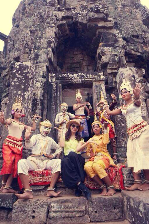 Đây là hình thức du lịch kết hợp nghệ thuật mà cô đang muốn tìm hiểu. Đây là hình thức du lịch kết hợp nghệ thuật mà cô đang muốn tìm hiểu.